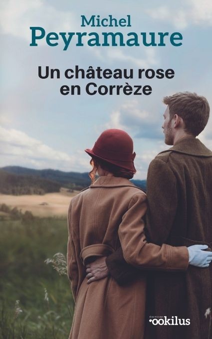 Un château rose en Corrèze